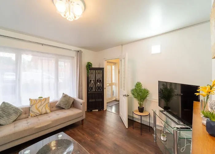 Stylish 4 Bed Henbury With Free Parking Dom wakacyjny Bristol