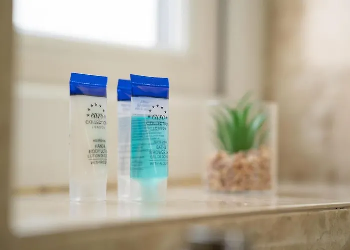 Stylish 4 Bed Henbury With Free Parking Dom wakacyjny