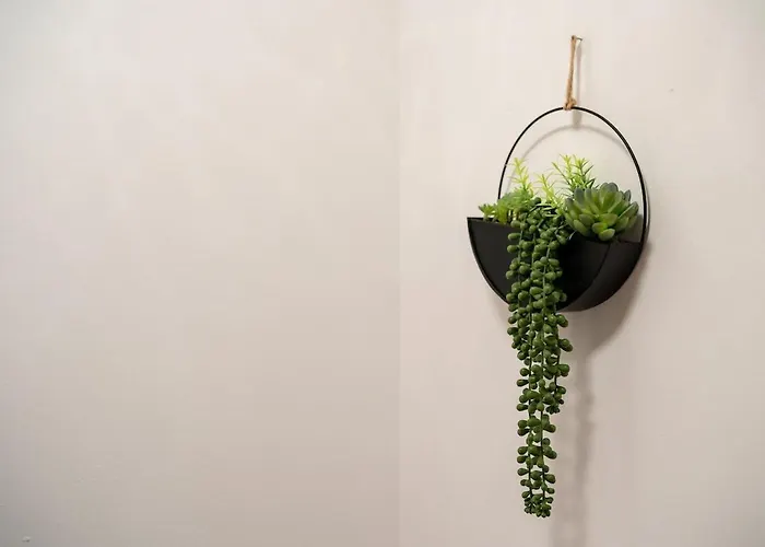 Prázdninový dům Stylish 4 Bed Henbury With Free Parking Bristol